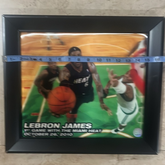 Lebron James 1st game Miami Heat - Picture 7 of 10